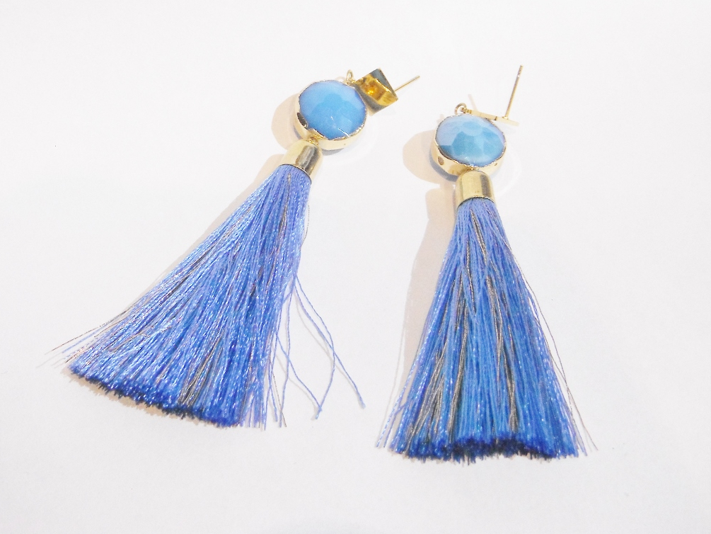 <p>Starfish Cara Tassel Earrings 126-130&nbsp;</p>