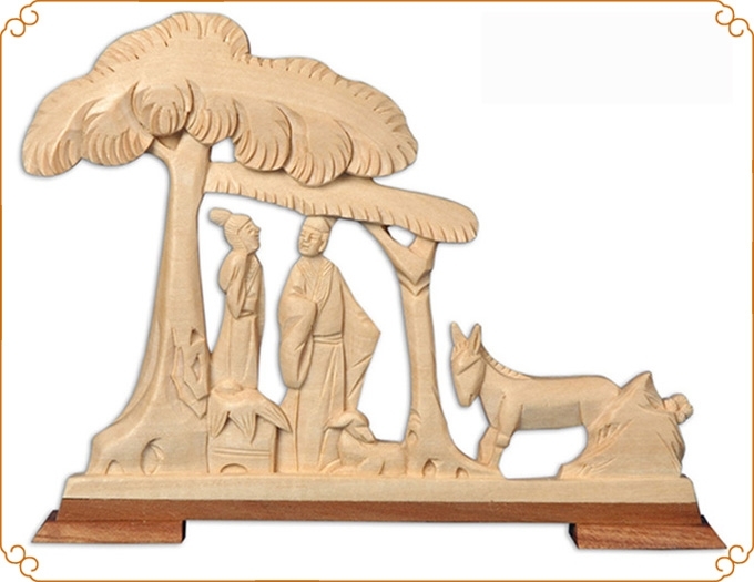 <p>Wood-carver Small Nativity Plinth&nbsp;</p>